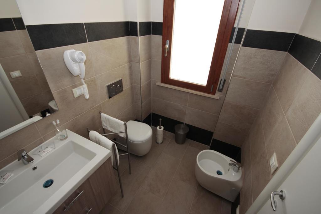 Hotel A Pochi Passi Pisa Pokoj fotografie